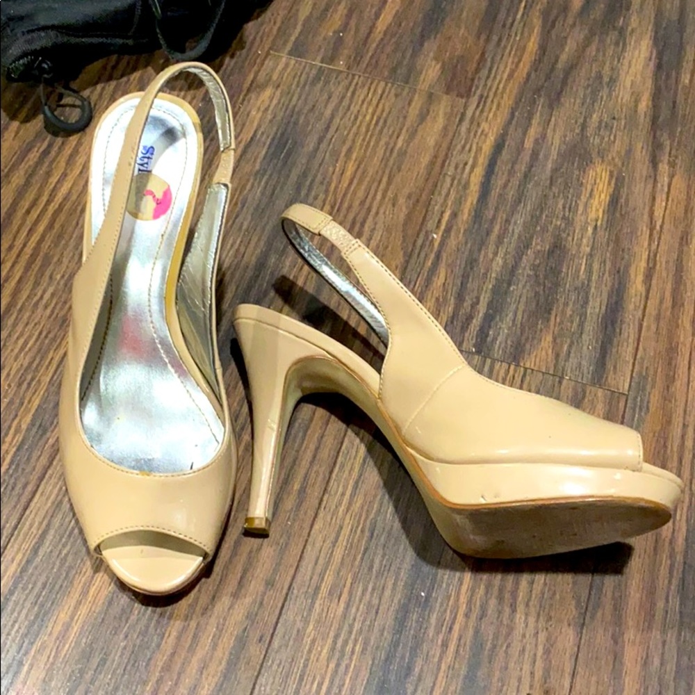 Women shoes